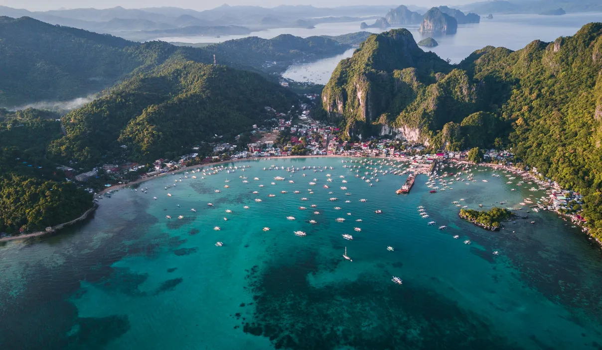 Ile zarabia się na Filipinach?